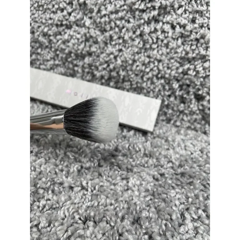 Mally Make Up Foundation Powder Brush Black White